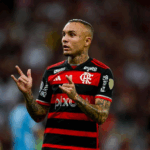 Everton Cebolinha pode desfalcar Flamengo por até um mês