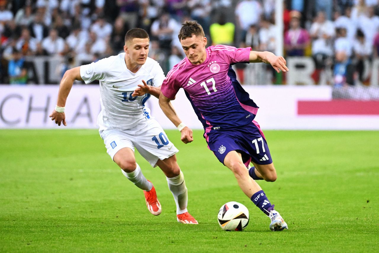 Alemanha venceu a Grécia em amistoso (Foto: Uwe Kraft/AFP)