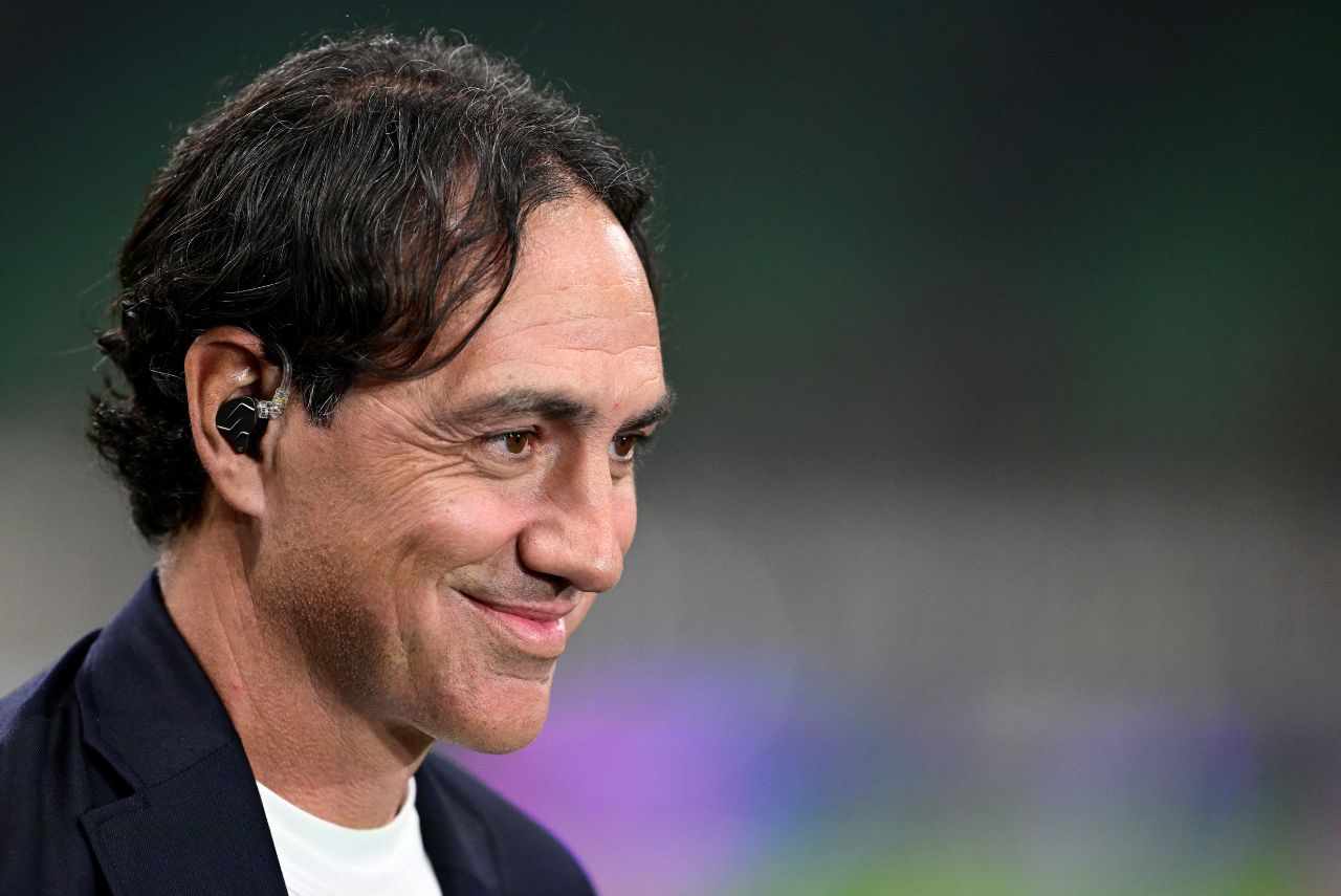 Alessandro Nesta vai assumir o comando do Monza (Foto: Miguel Medina/AFP)