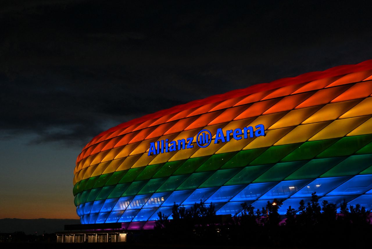 Allianz Arena vai receber iluminação especial durante a Eurocopa (Foto: Christof Stache/AFP)