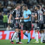Árbitro Rodrigo José Pereira de Lima registrou ocorridos na súmula da partida (Foto: Pedro Souza/CAM)