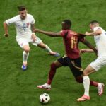 A Bélgica começou a Euro com pé esquerdo. Foto: ANGELOS TZORTZINIS/AFP