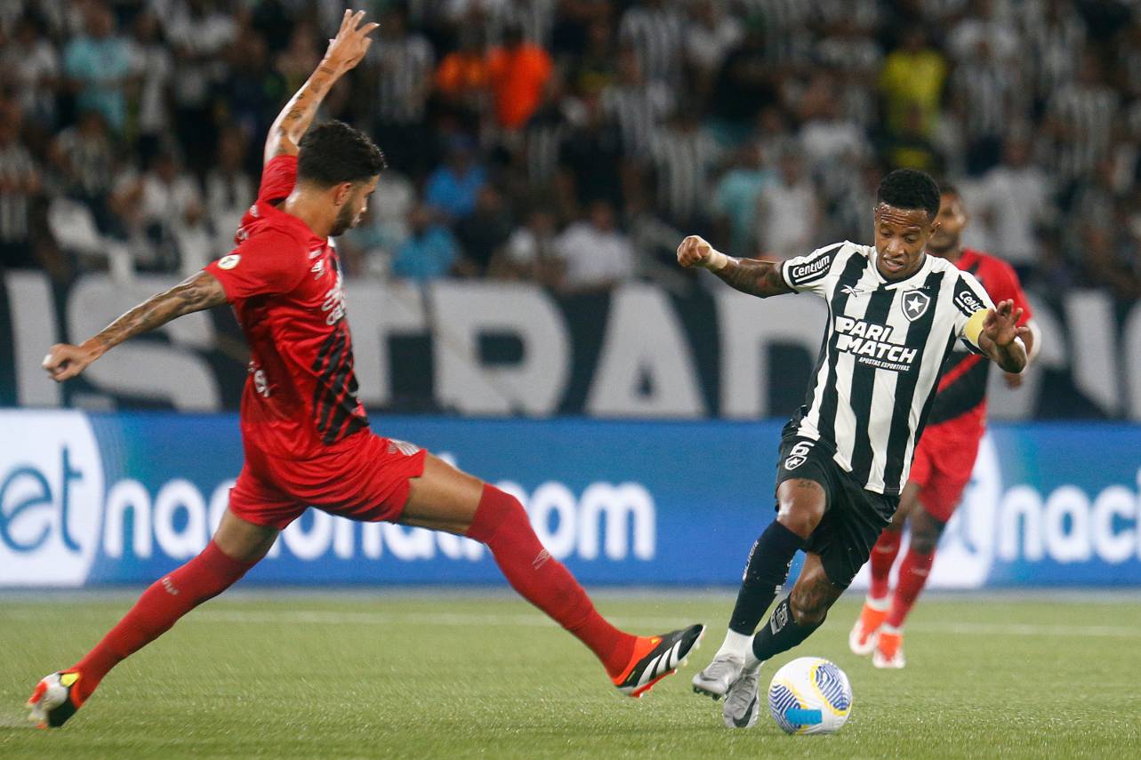 O Botafogo arrancou o empate no último minuto de partida. Foto: Vitor Silva/Botafogo