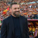 Daniele De Rossi renovou com a Roma até 2027 (Foto: Reprodução)