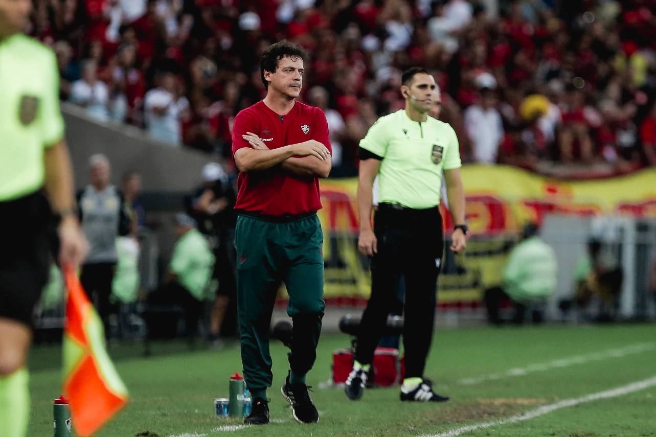 Fernando Diniz não aguentou a pressão no Campeonato Brasileiro. Foto: Lucas Merçon/Fluminense