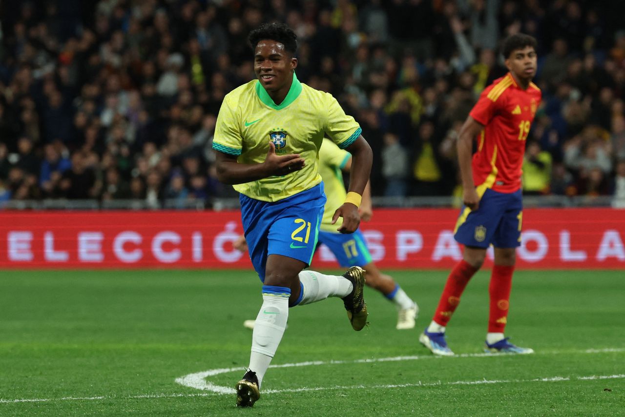 Endrick, atacante da Seleção Brasileira (Foto: Pierre-Philippe Marcou/AFP)