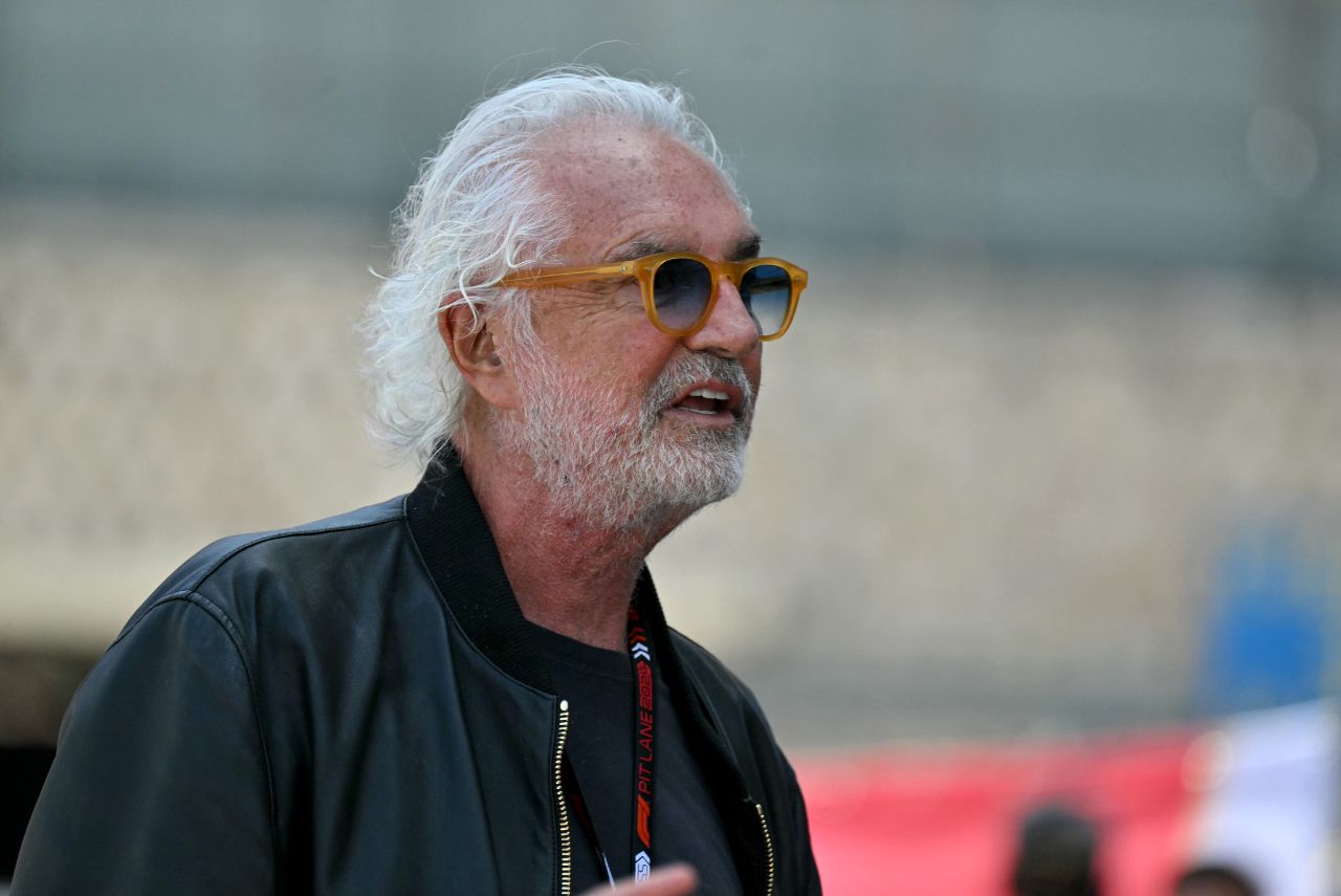 Flavio Briatore vai assumir cargo na Alpine (Foto: Andrej Isakovic/AFP)