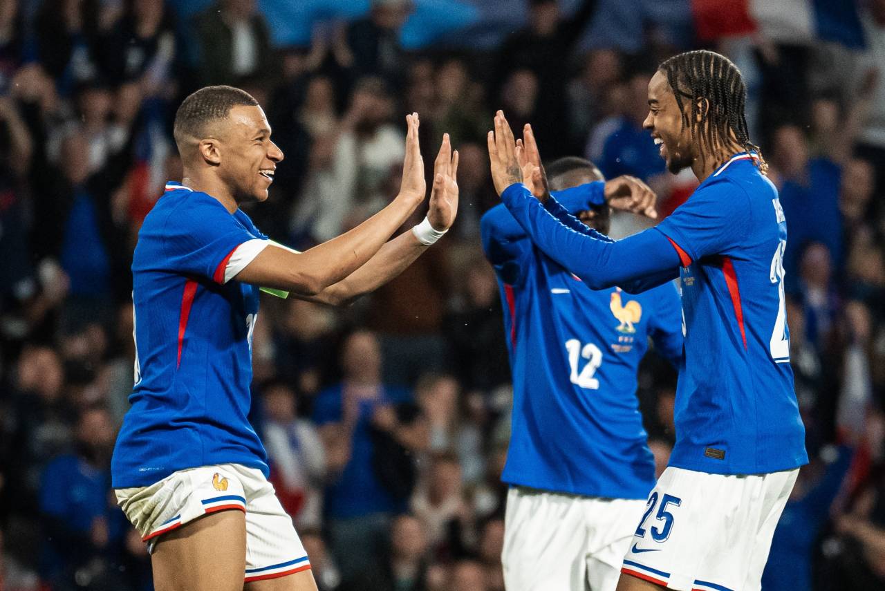 A França segue sua preparação pensando na Eurocopa. Foto: Reprodução/X