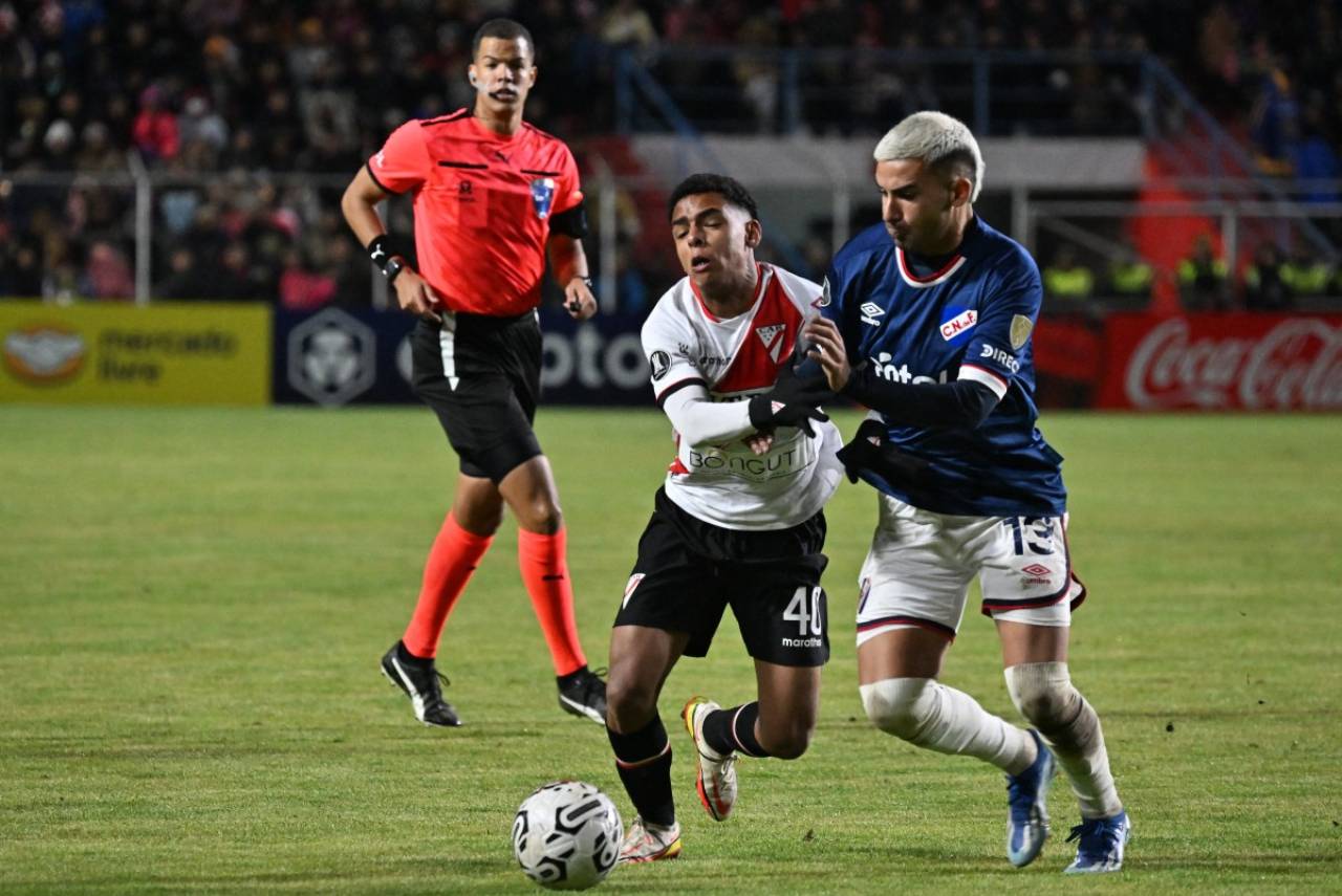 A Seleção da Bolívia vai participar da competição sem a presença do meia. Foto: AIZAR RALDES/AFP