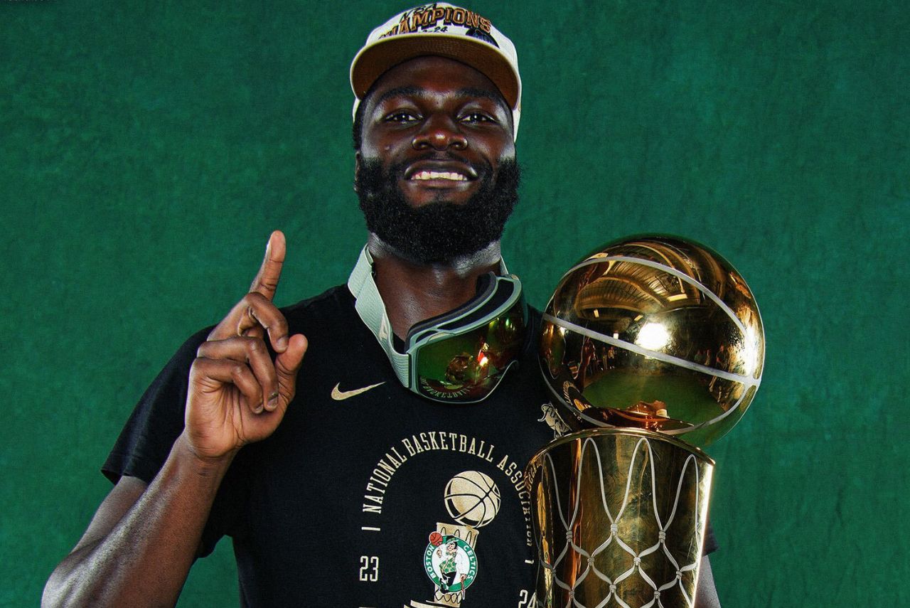 Neemias Queta faturou a NBA pelo Boston Celtics (Foto: Reprodução)