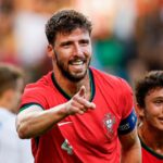 Rúben Dias marcou na vitória de Portugal sobre a Finlândia (Foto: Reprodução)