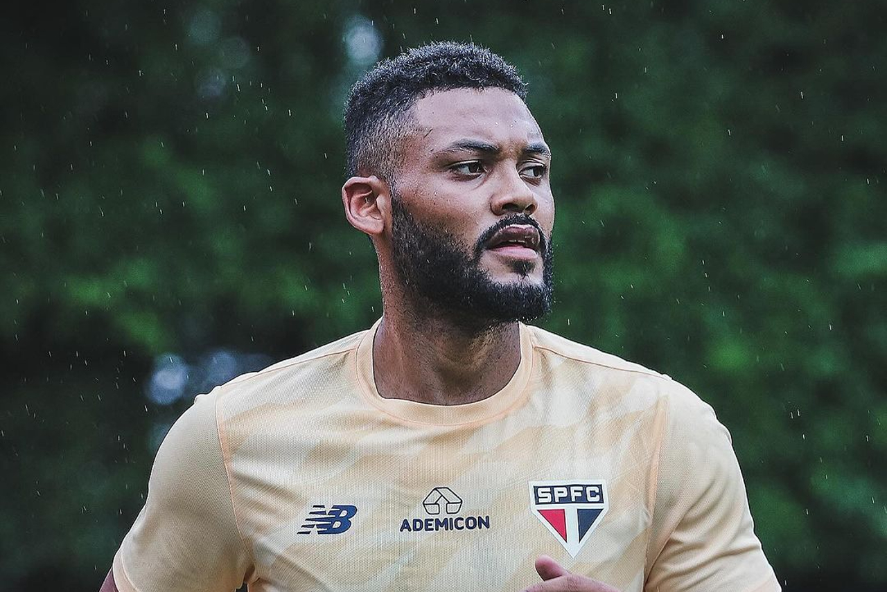 Sabino, zagueiro do São Paulo