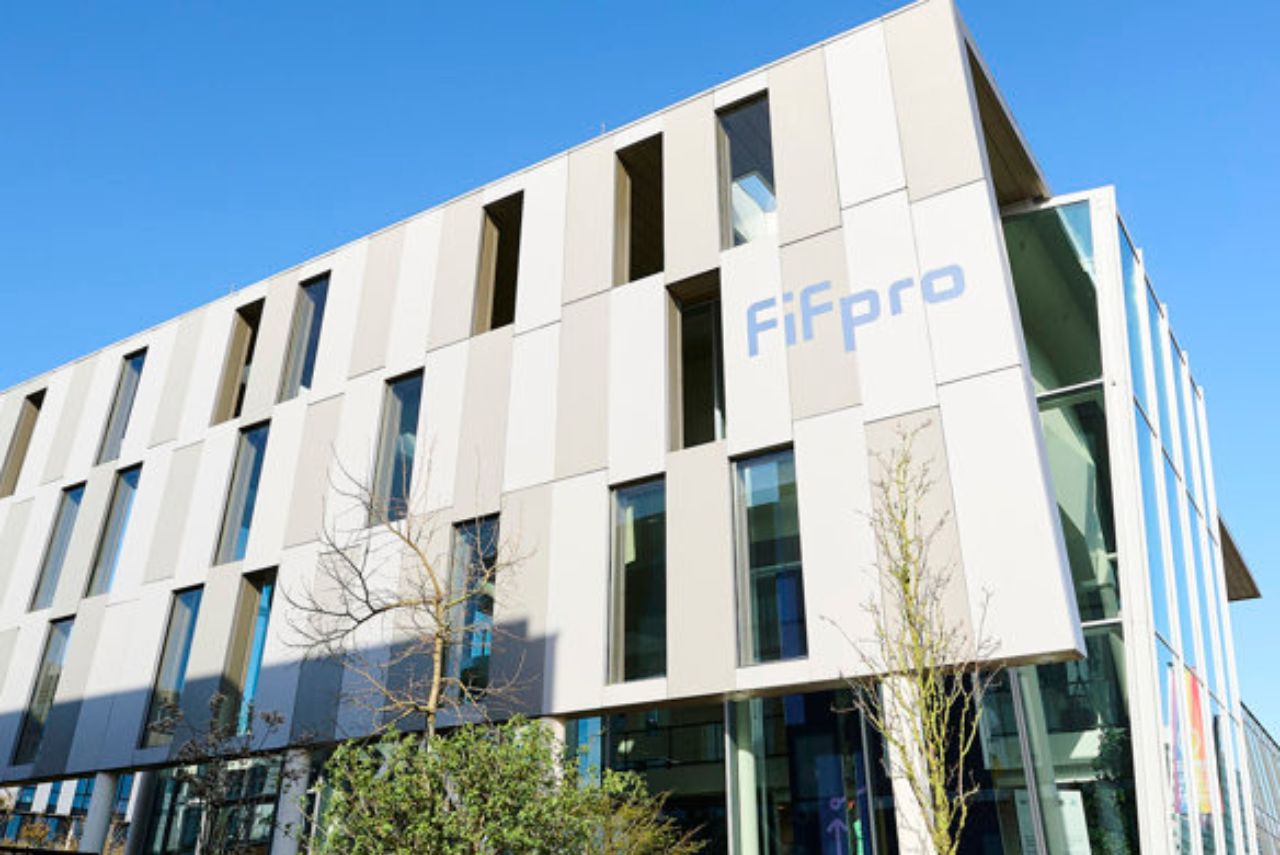 Membros do FIFPro questionam impactos na saúde dos jogadores (Foto: Reprodução)