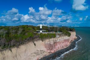 A Magia do Farol do Cabo Branco: Portal para o Ponto Mais Oriental das Américas