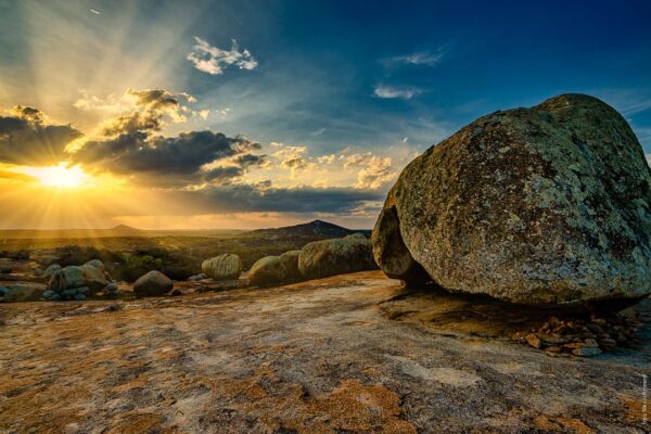 Lajedo de Pai Mateus: Um Tesouro Natural e Místico no Coração do Cariri Paraibano