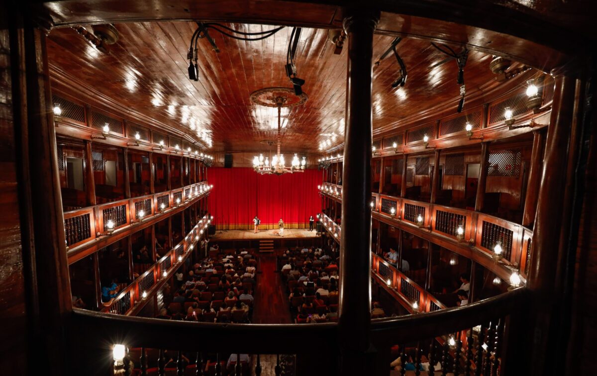 Cartão-postal: Teatro Santa Roza reabre em João Pessoa após obras de revitalização
