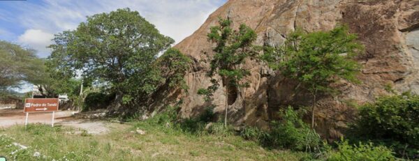 Pedra do Tendó: cartão postal de Teixeira e vista panorâmica do Sertão da Paraíba