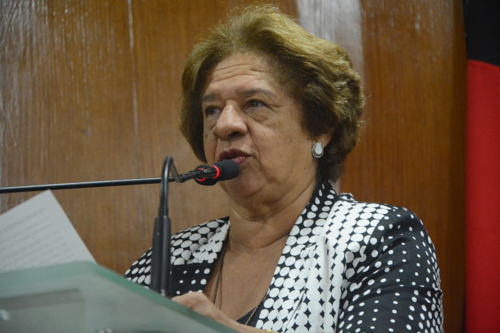 Vereadora Helena Holanda Vereadora Helena Holanda